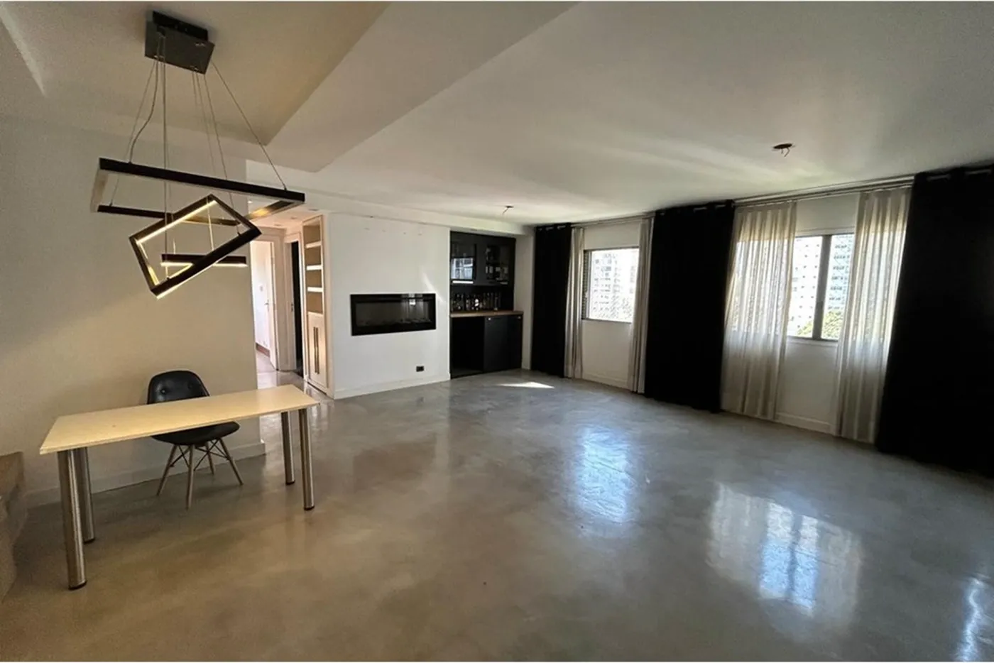 VOA 735 Apto 601721049-9 - REMAX Front Exclusividades