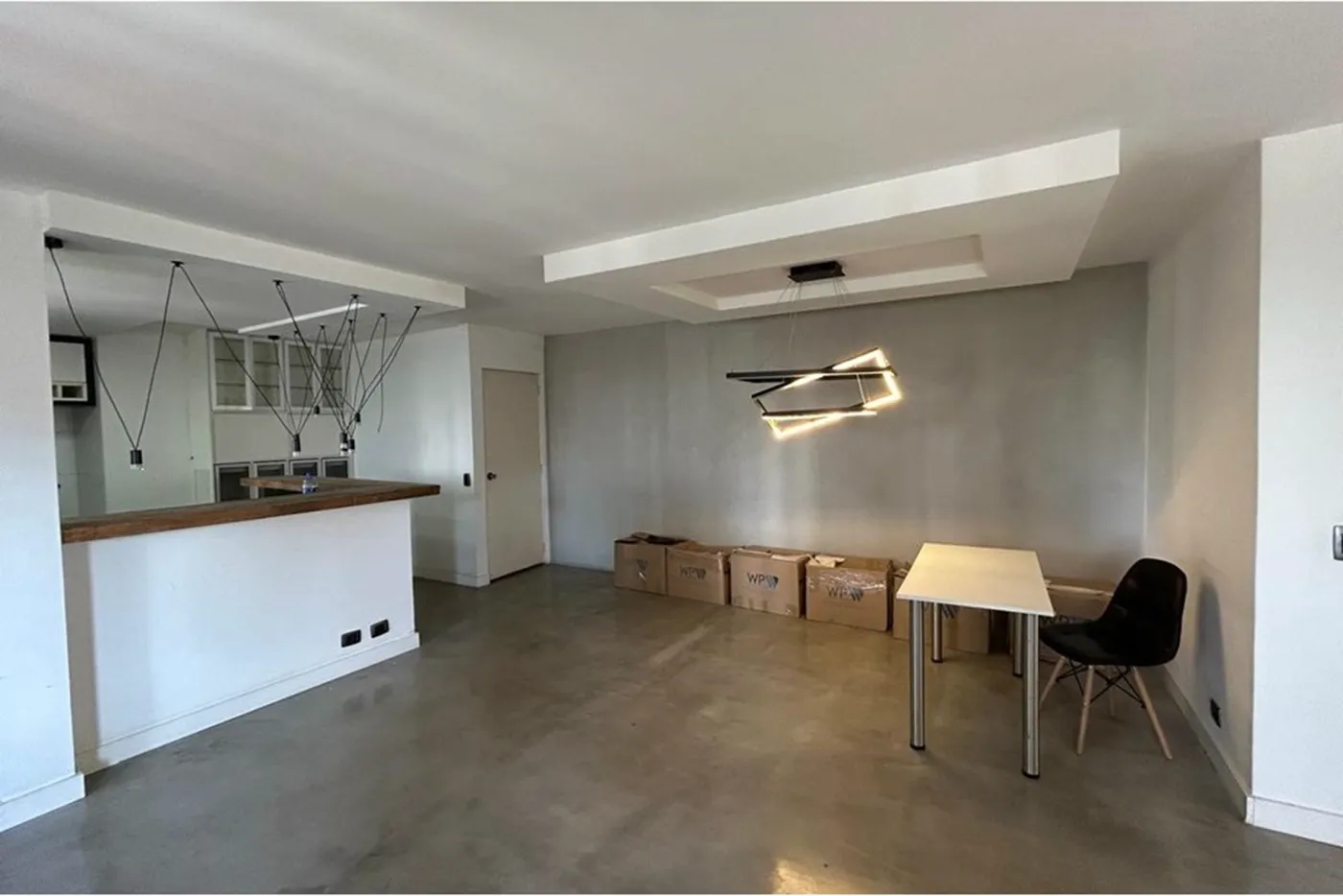 VOA 735 Apto 601721049-9 - REMAX Front Exclusividades