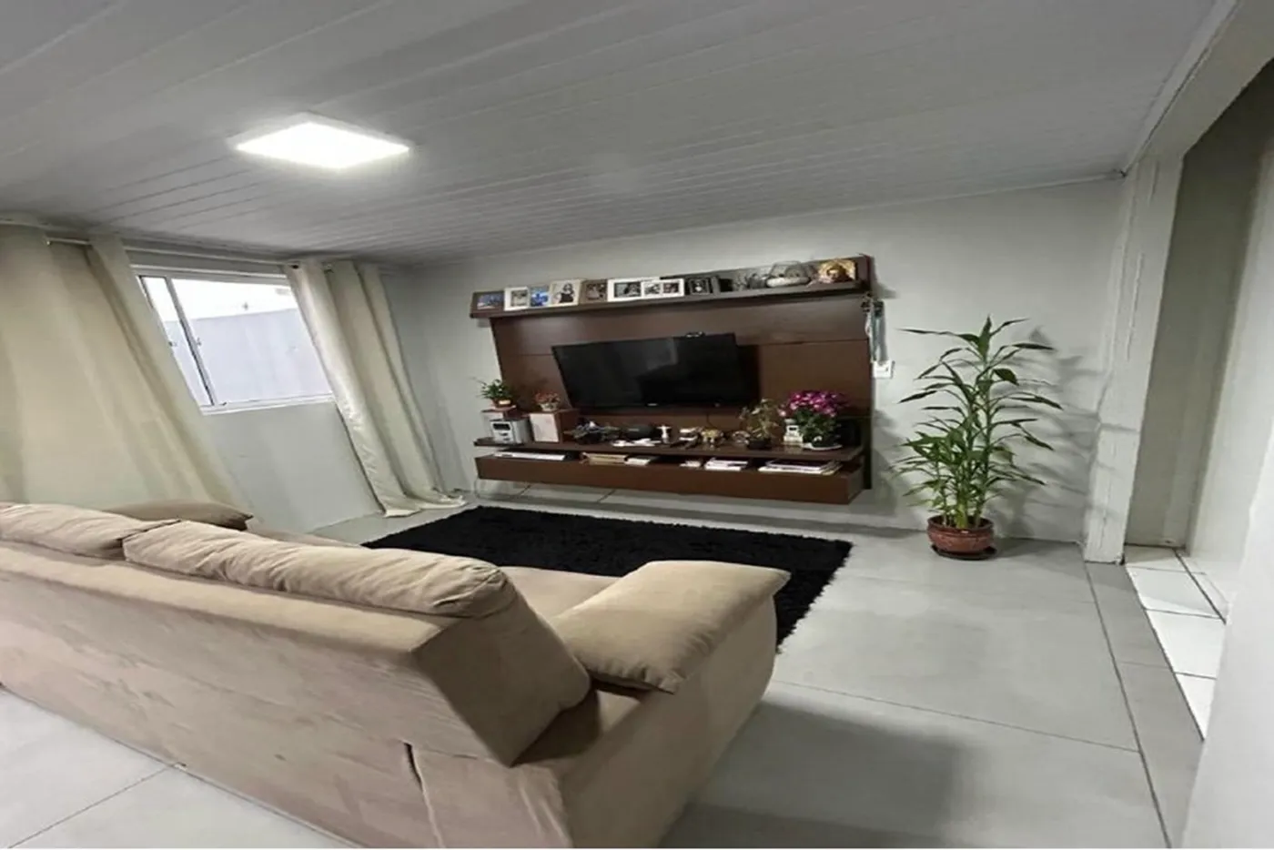 JAJL 300 Casa 612531061-16 - Remax MC3 Exclusividades