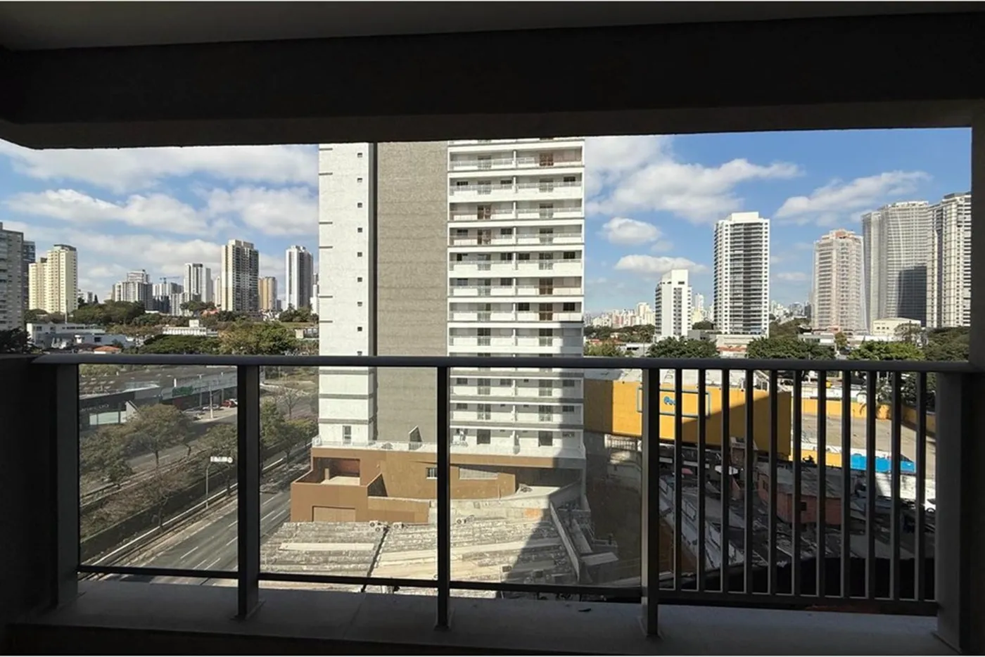 CKDRJ 2070 Apto 601241050-7 - REMAX Ville Exclusividades