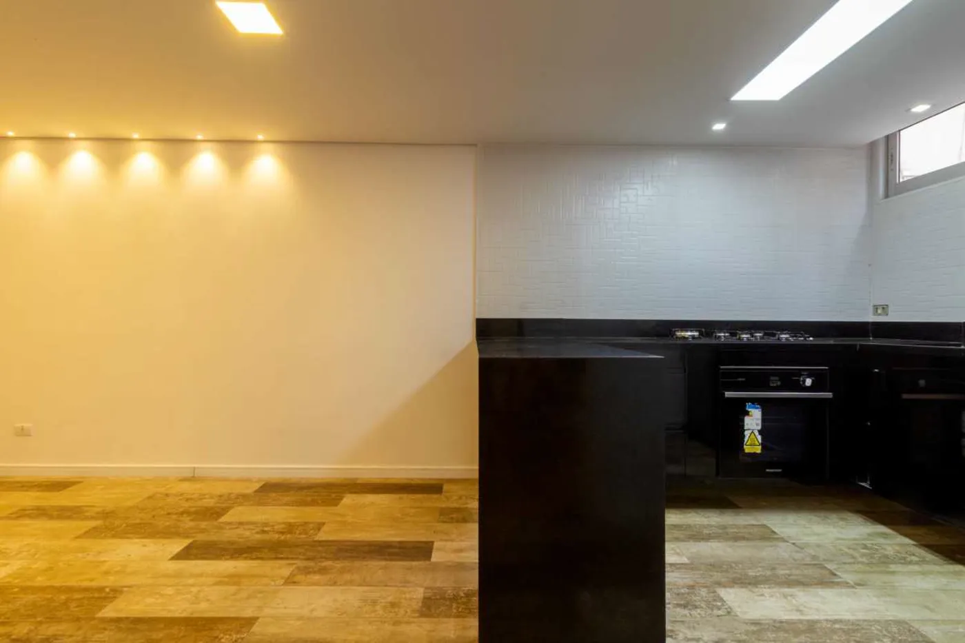 VMFC 0 Apto AP0101 - Otti Xp Imobiliária Exclusividades