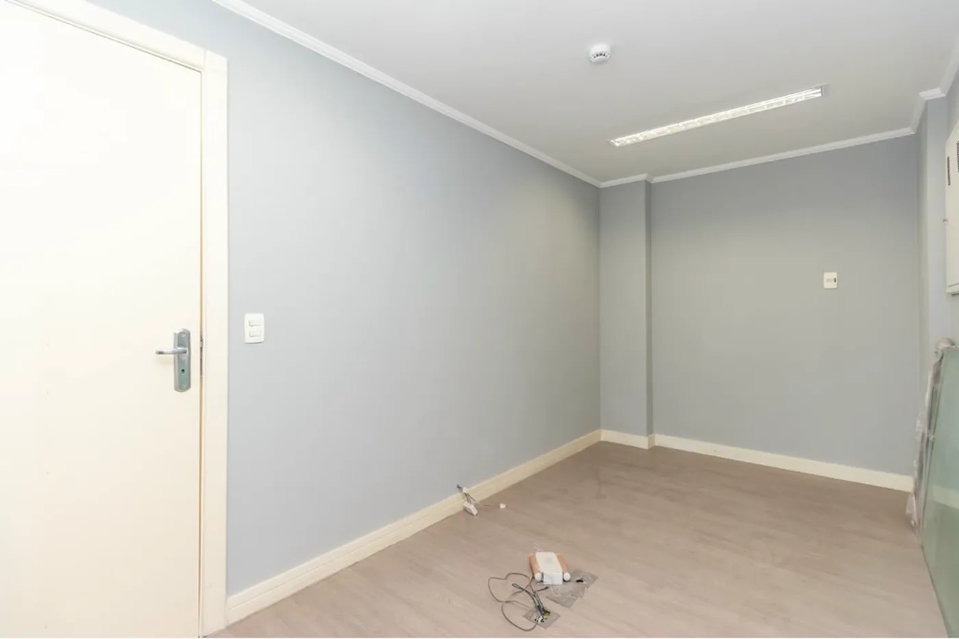 RSL 131 Sala 602291020-36 - REMAX B12 Exclusividades