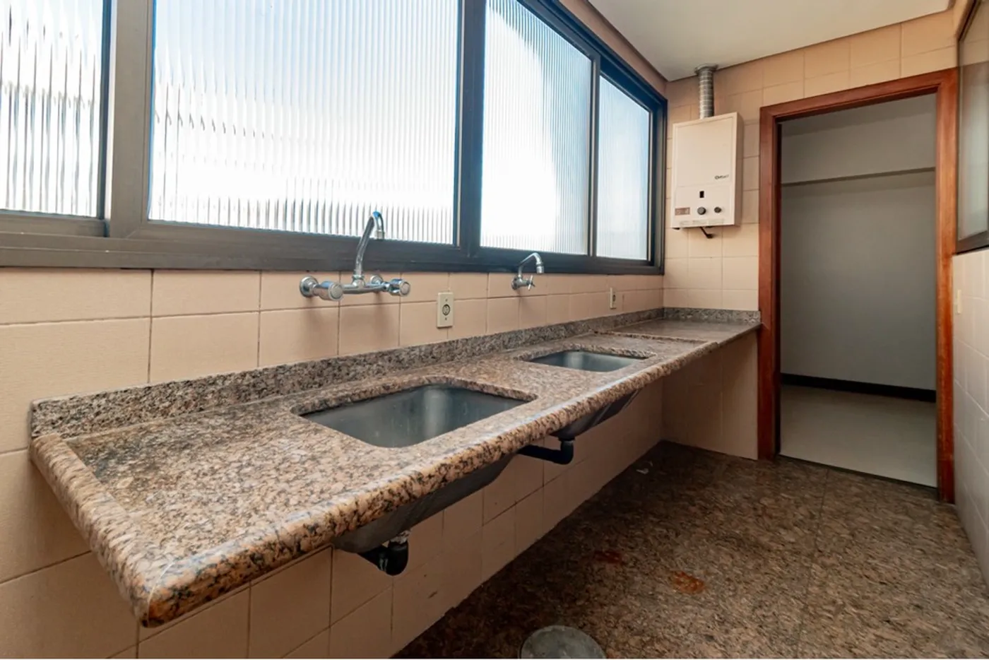 RBVM 115 Apto 610221071-1 - REMAX Donno Exclusividades