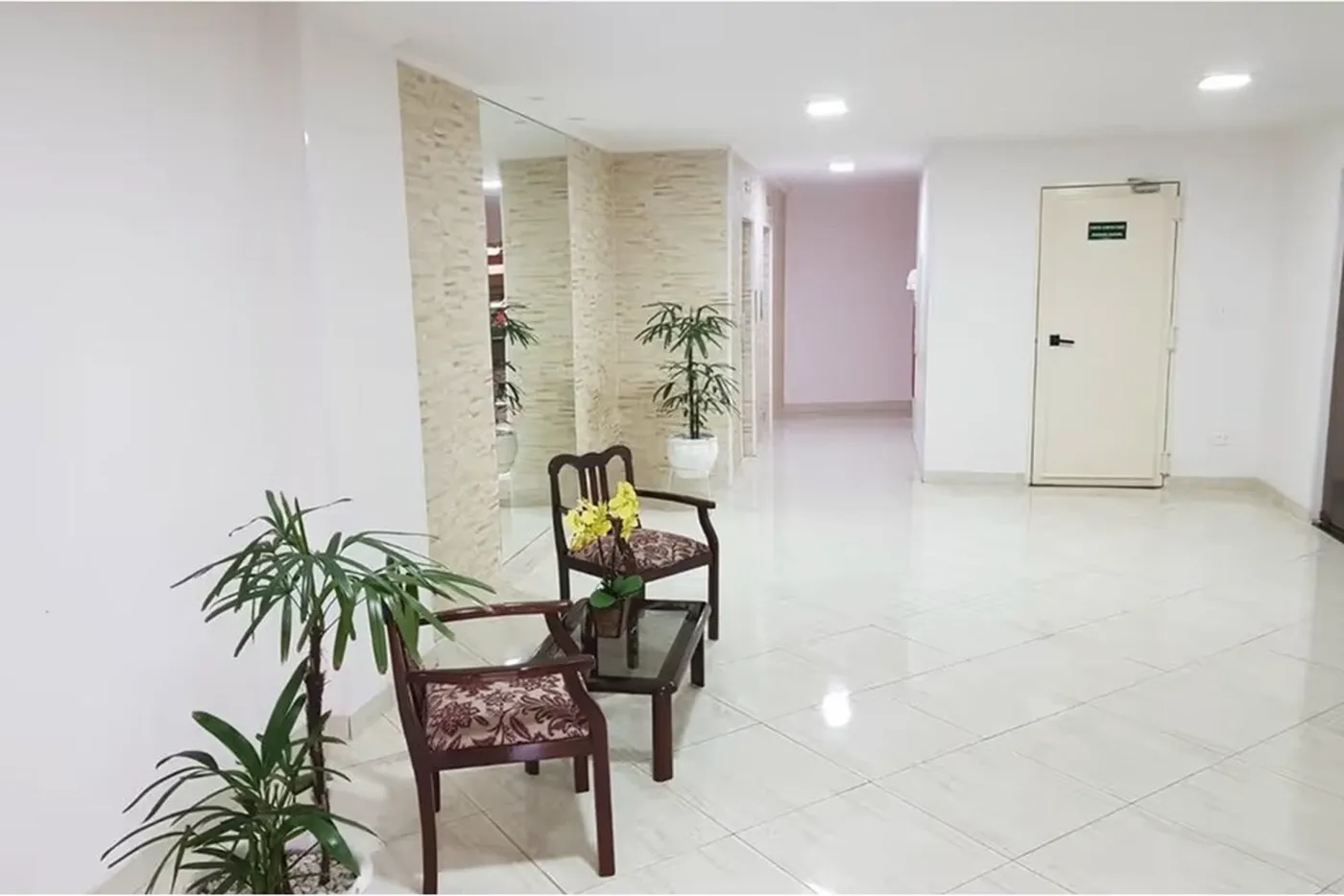 CIJ 163 Apto 602161002-65 - REMAX Meraki Exclusividades