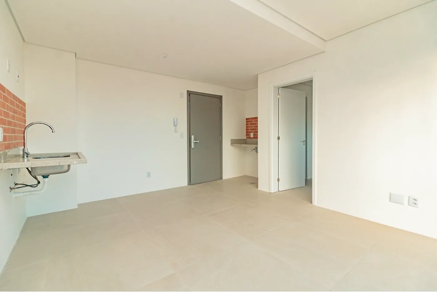 FJB 187 Apto 612491042-17 - REMAX Trend Exclusividades