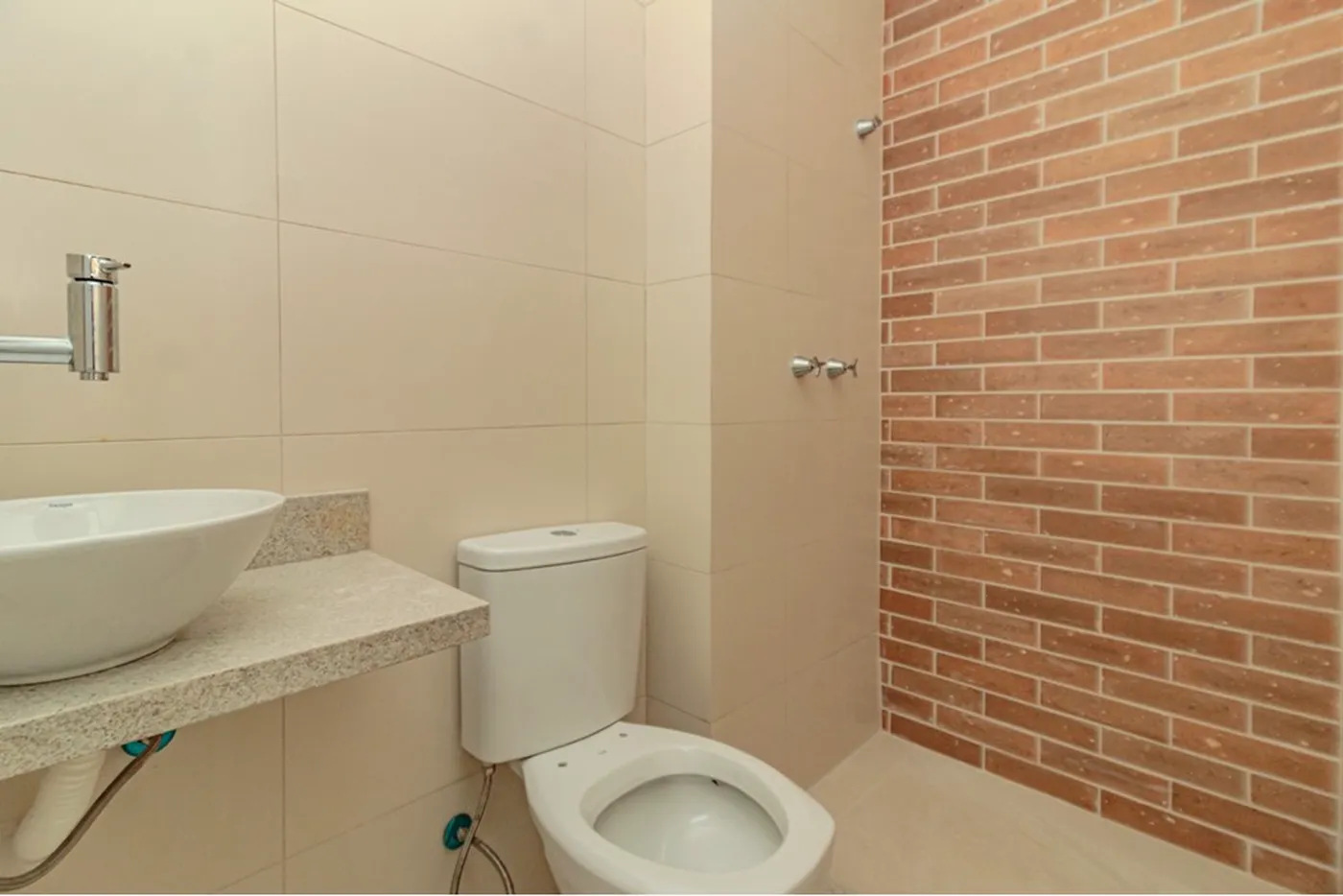FJB 187 Apto 612491042-16 - REMAX Trend Exclusividades