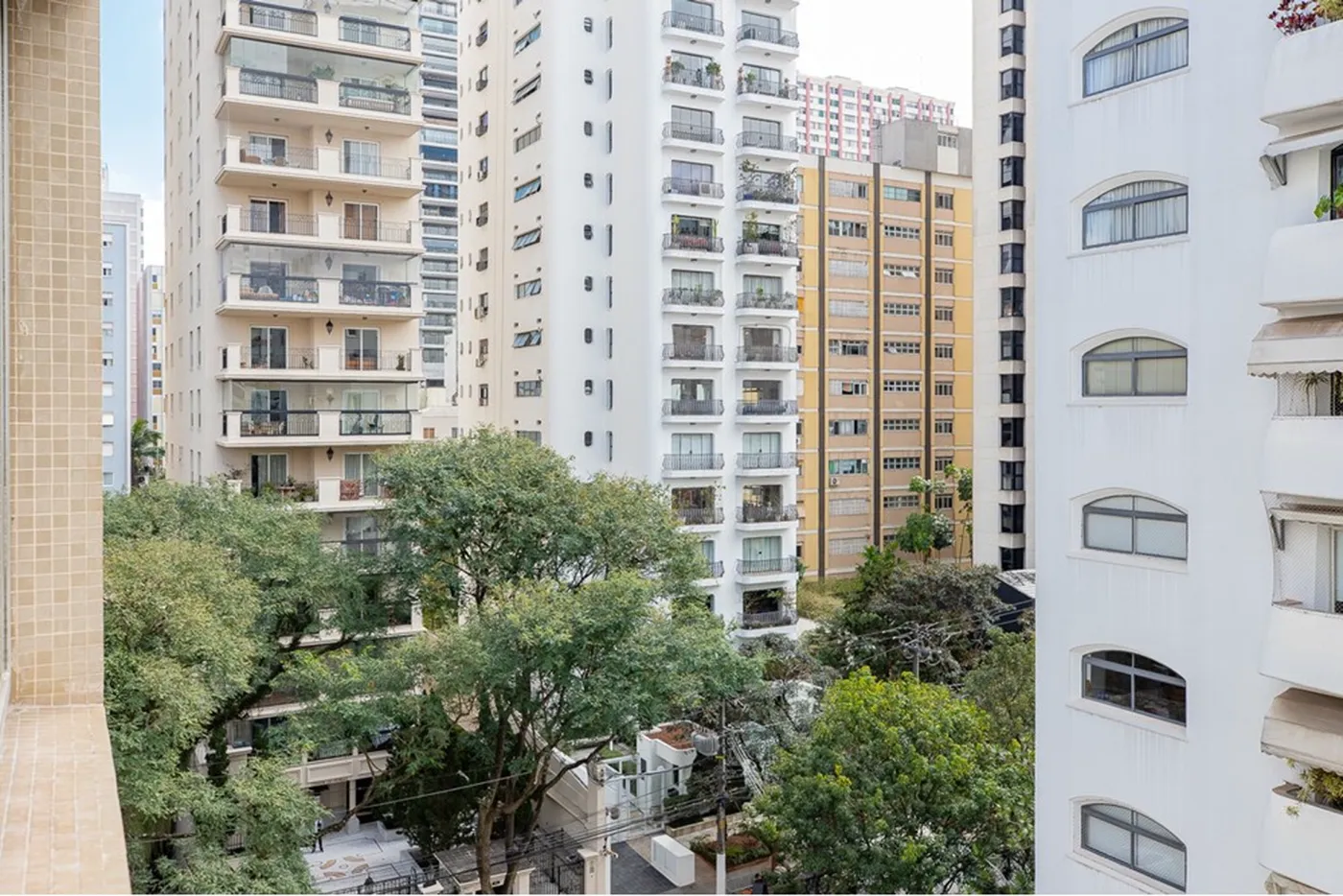 JBC 1903 Apto 601241038-62 - REMAX Ville Exclusividades