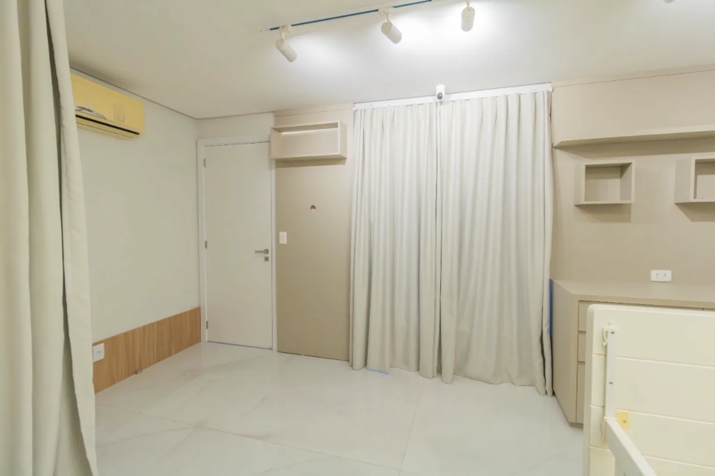 PARIGI Apto 22980 - Albert Imoveis Exclusividades