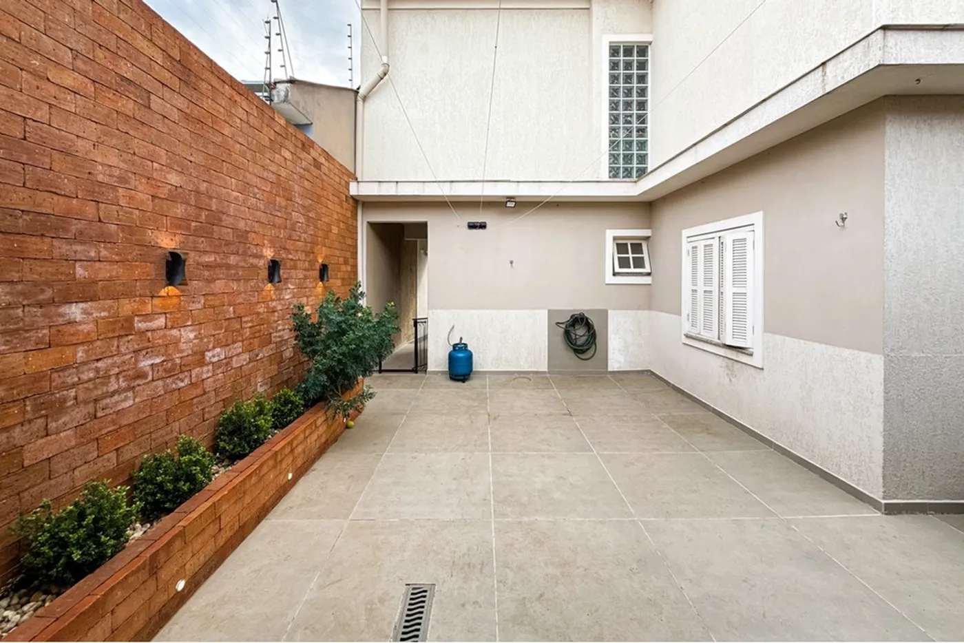 SJJMDF 115 Casa 610241038-13 - REMAX 520 Exclusividades