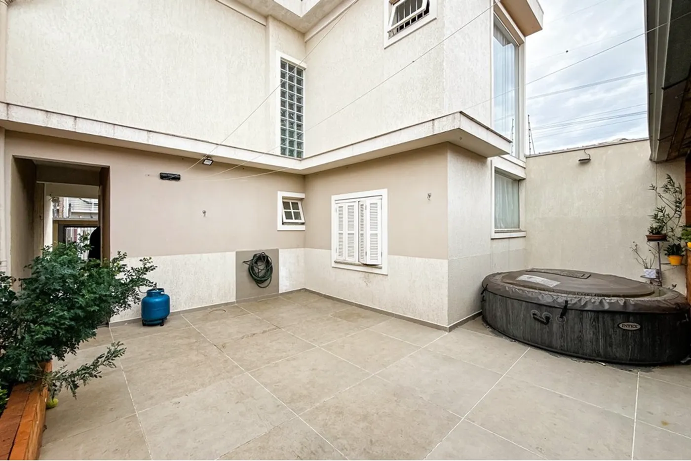 SJJMDF 115 Casa 610241038-13 - REMAX 520 Exclusividades