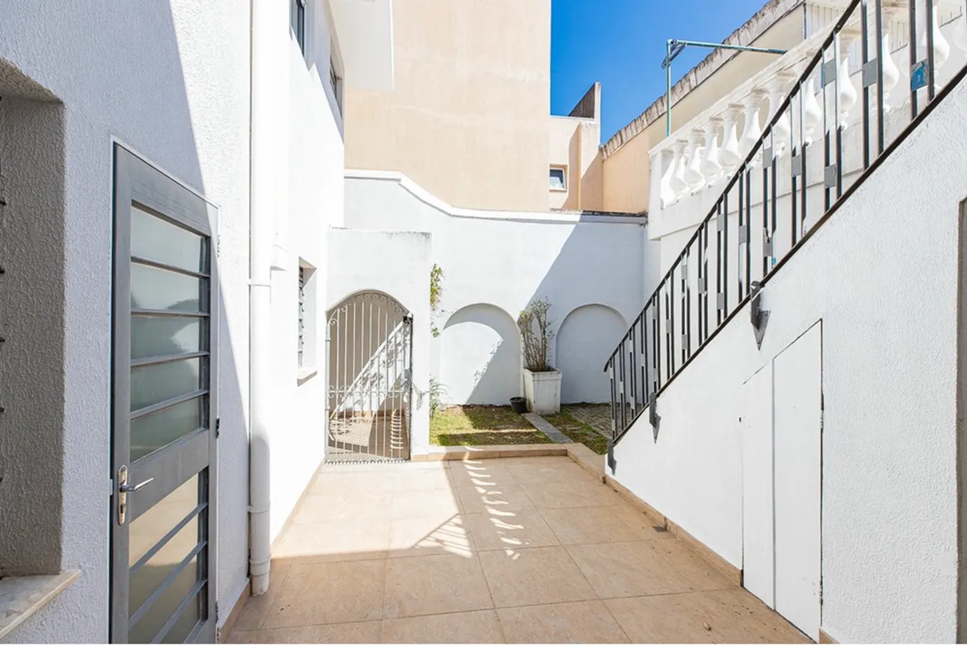 JBJADO3JB 328 601131073-10 - REMAX Ares Exclusividades