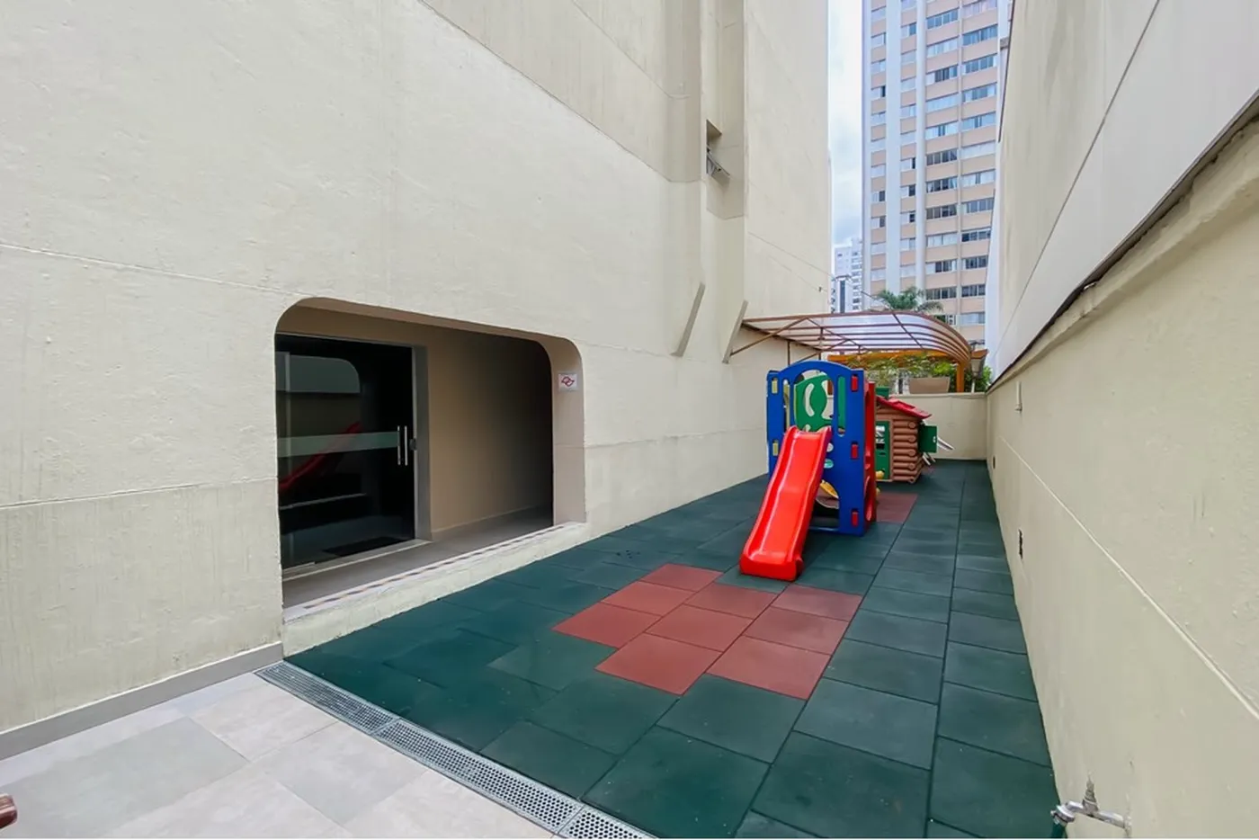 IR 900 Apto 630331102-13 - REMAX Comunità Exclusividades