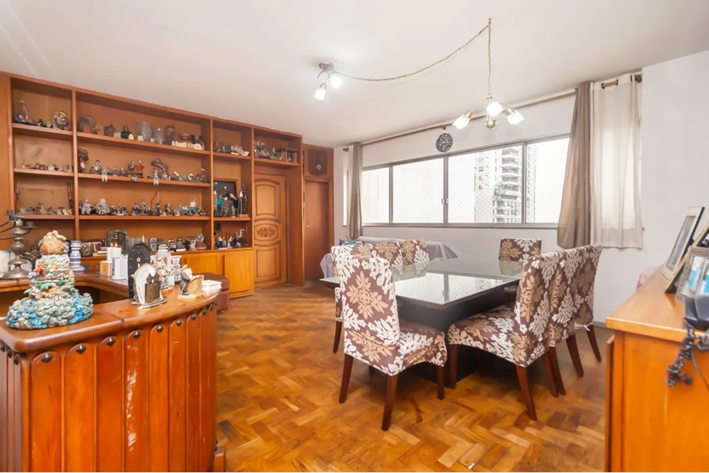PR 1332 Apto 601081082-12 - REMAX Lepex Exclusividades
