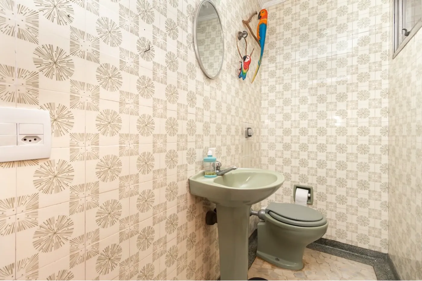 PR 1332 Apto 601081082-12 - REMAX Lepex Exclusividades