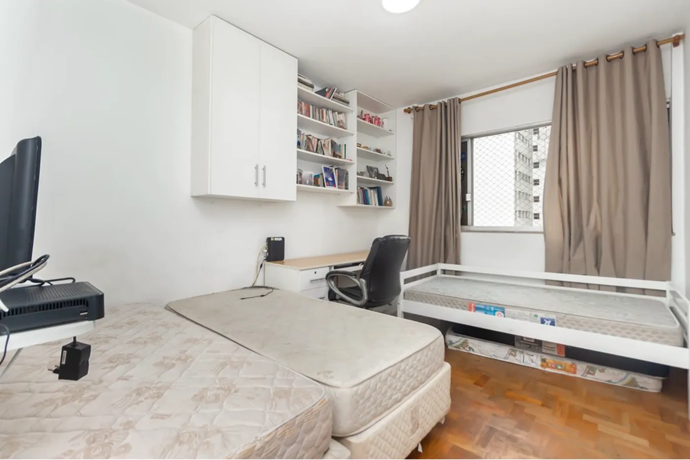 PR 1332 Apto 601081082-12 - REMAX Lepex Exclusividades