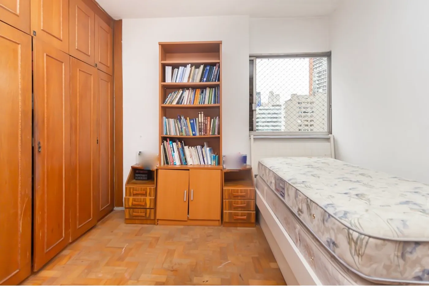 PR 1332 Apto 601081082-12 - REMAX Lepex Exclusividades