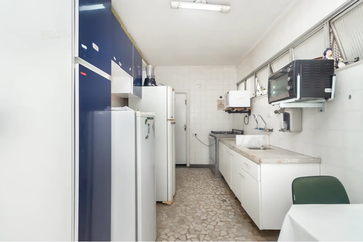 PR 1332 Apto 601081082-12 - REMAX Lepex Exclusividades