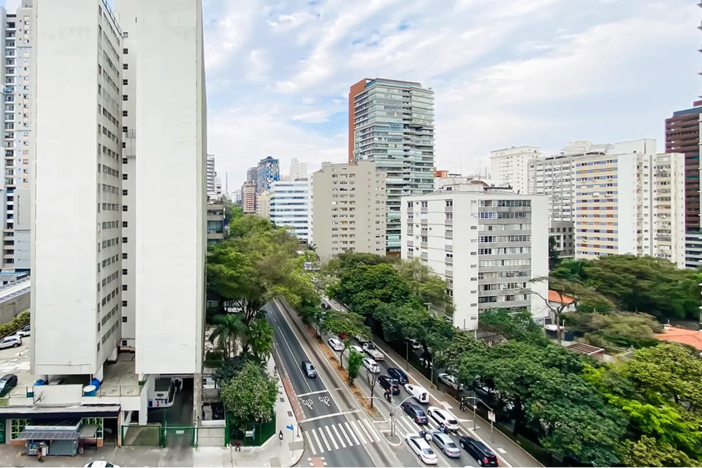 PR 1332 Apto 601081082-12 - REMAX Lepex Exclusividades