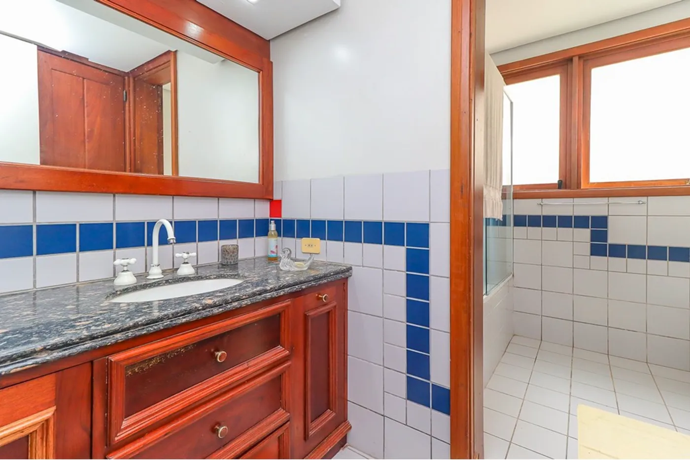PE 127 Apto 610371003-23 - REMAX Rocket Exclusividades