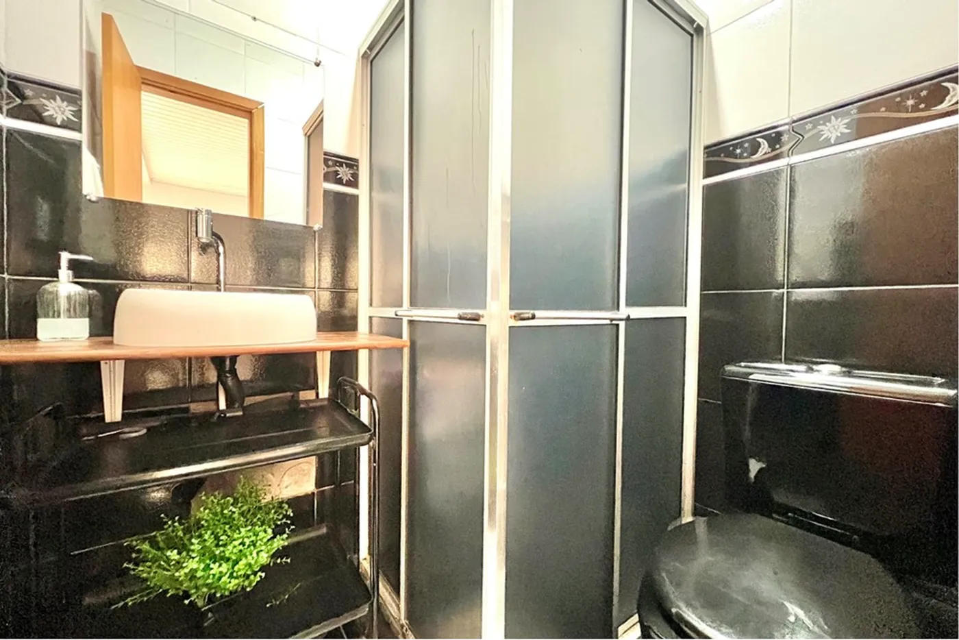SJN 151 610241023-61 - REMAX 520 Exclusividades