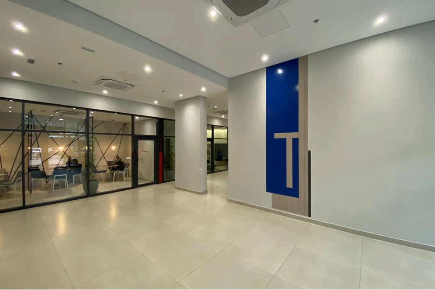 ADBVVJD 599 Apto 602051038-9 - REMAX B Loyalty Exclusividades