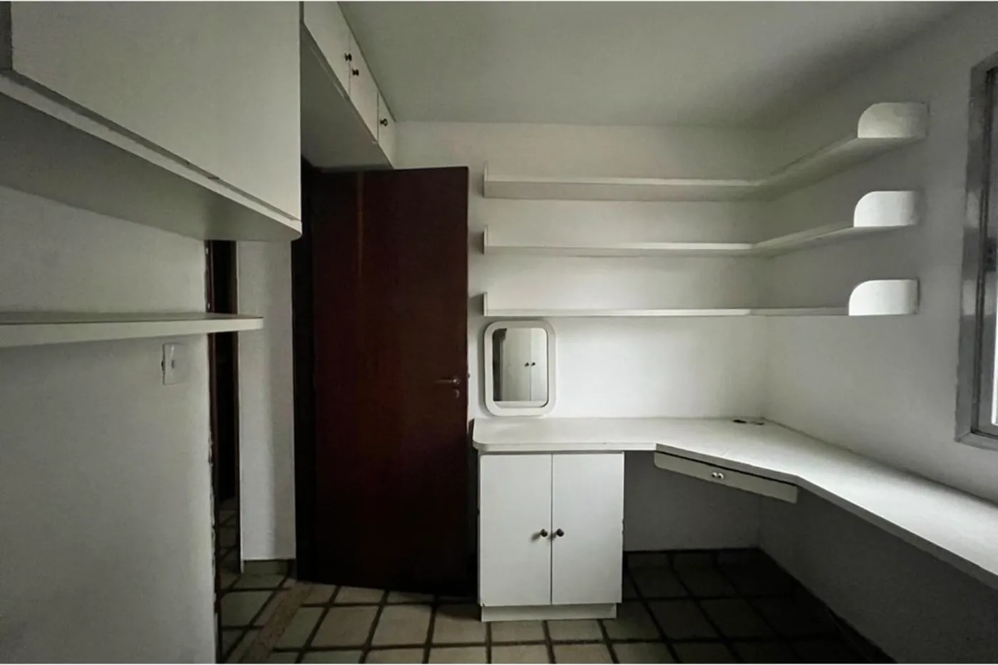 VDEDP 56 Apto 602031025-12 - REMAX Classique Exclusividades