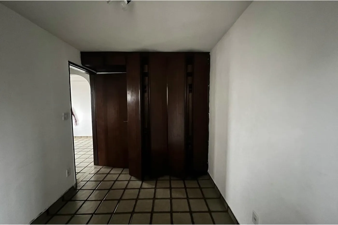 VDEDP 56 Apto 602031025-12 - REMAX Classique Exclusividades