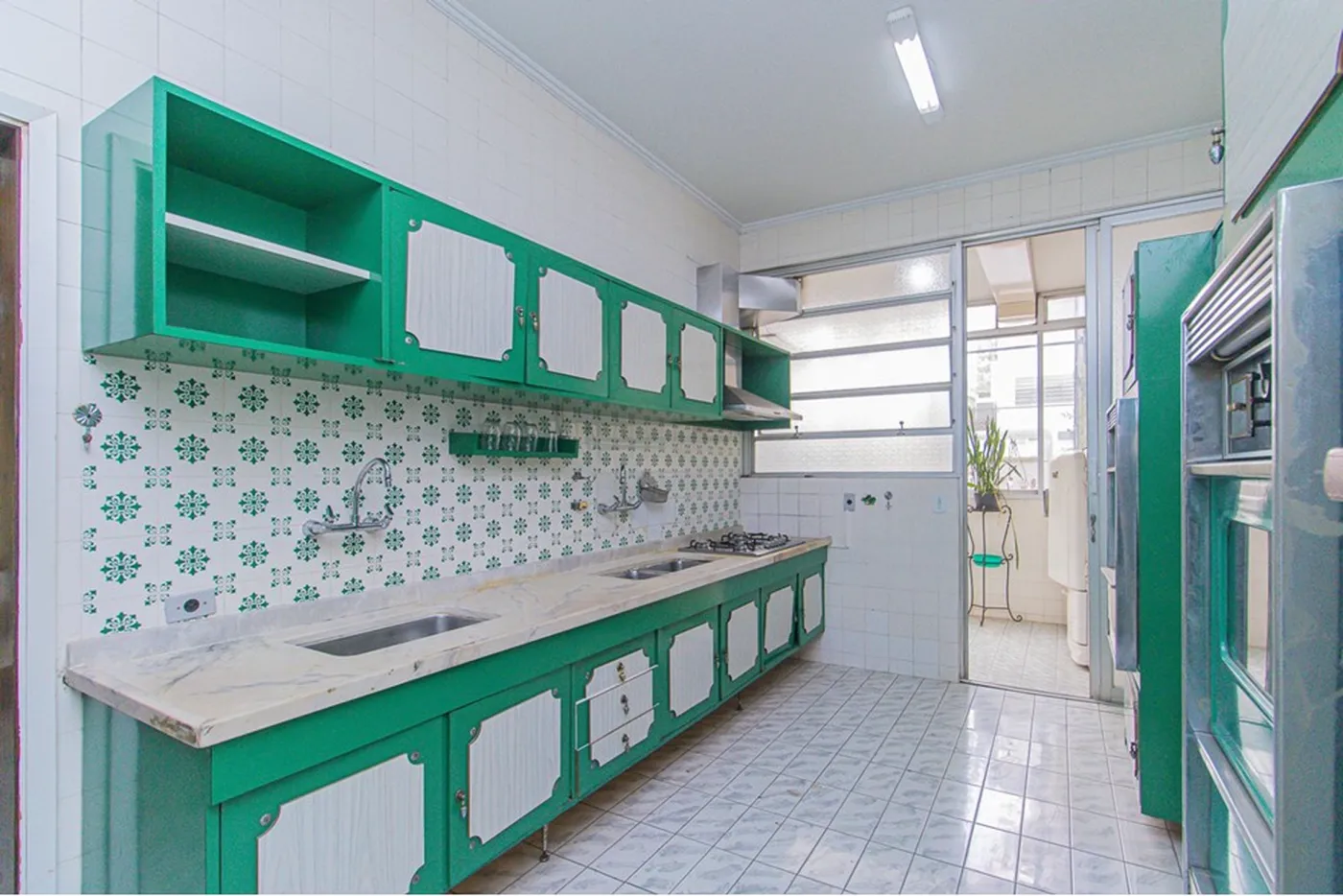 HDVF 465 Apto 601081056-46 - REMAX Lepex Exclusividades