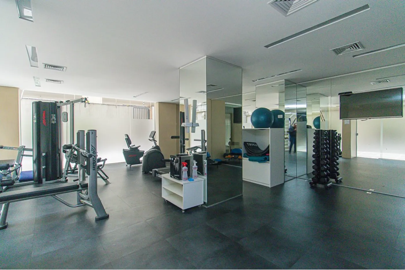 HDVF 465 Apto 601081056-46 - REMAX Lepex Exclusividades