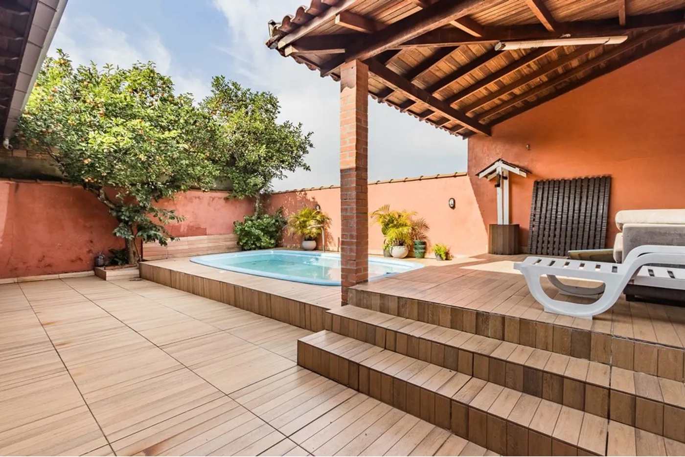 RBFL 243 Casa 612511067-1 - REMAX Moderna Exclusividades