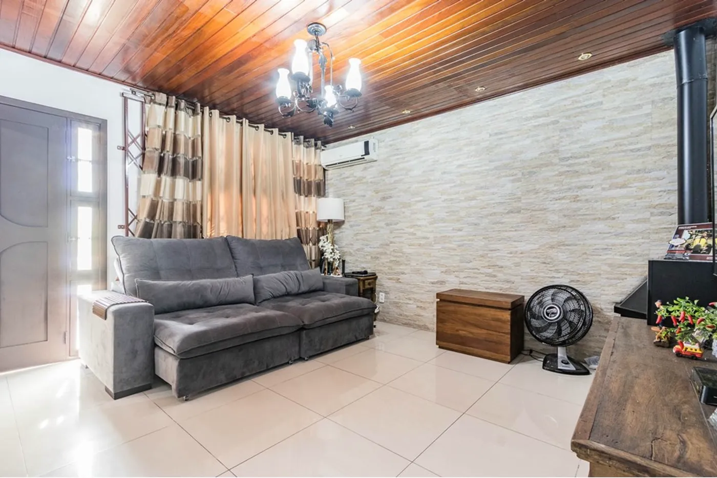 RBFL 243 Casa 612511067-1 - REMAX Moderna Exclusividades