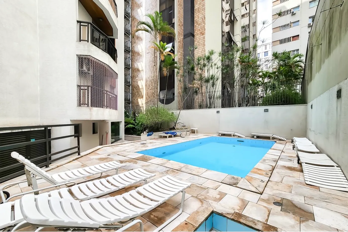 HS 429 Apto 601081048-34 - REMAX Lepex Exclusividades