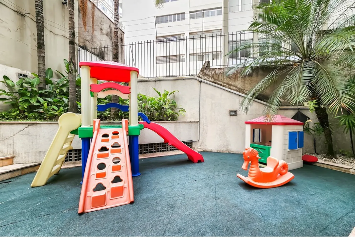 HS 429 Apto 601081048-34 - REMAX Lepex Exclusividades