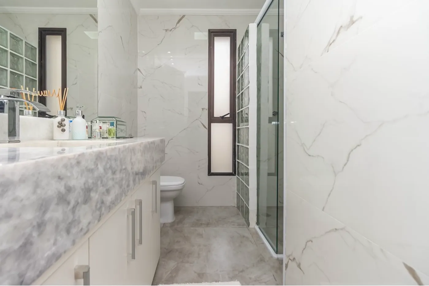 JPOTT 285 Apto 601371096-6 - REMAX Boutique Exclusividades