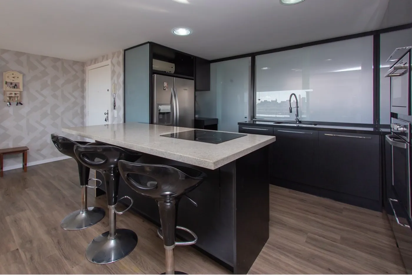 JLLS 160 Apto 610101004-61 - REMAX Tri Exclusividades