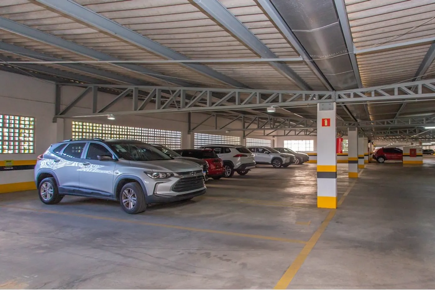 JLLS 160 Apto 610101004-61 - REMAX Tri Exclusividades