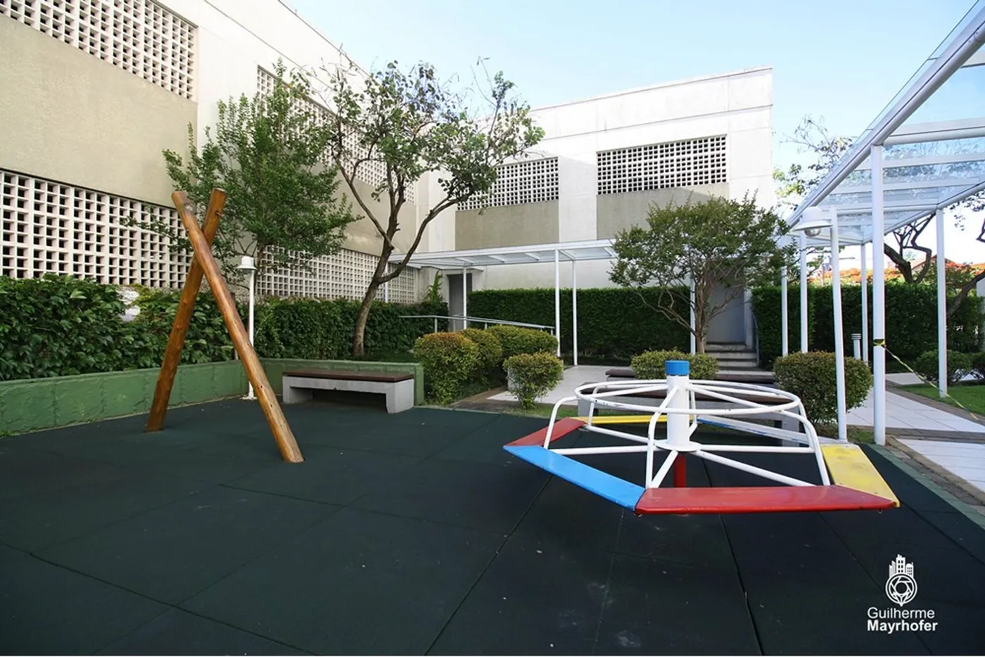 JLLS 160 Apto 610101004-61 - REMAX Tri Exclusividades