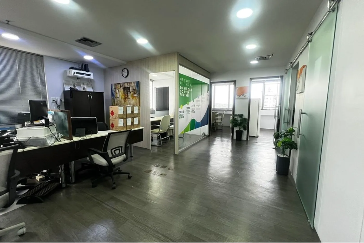 CBVDM 420 Sala 601361051-42 - REMAX Trio Exclusividades