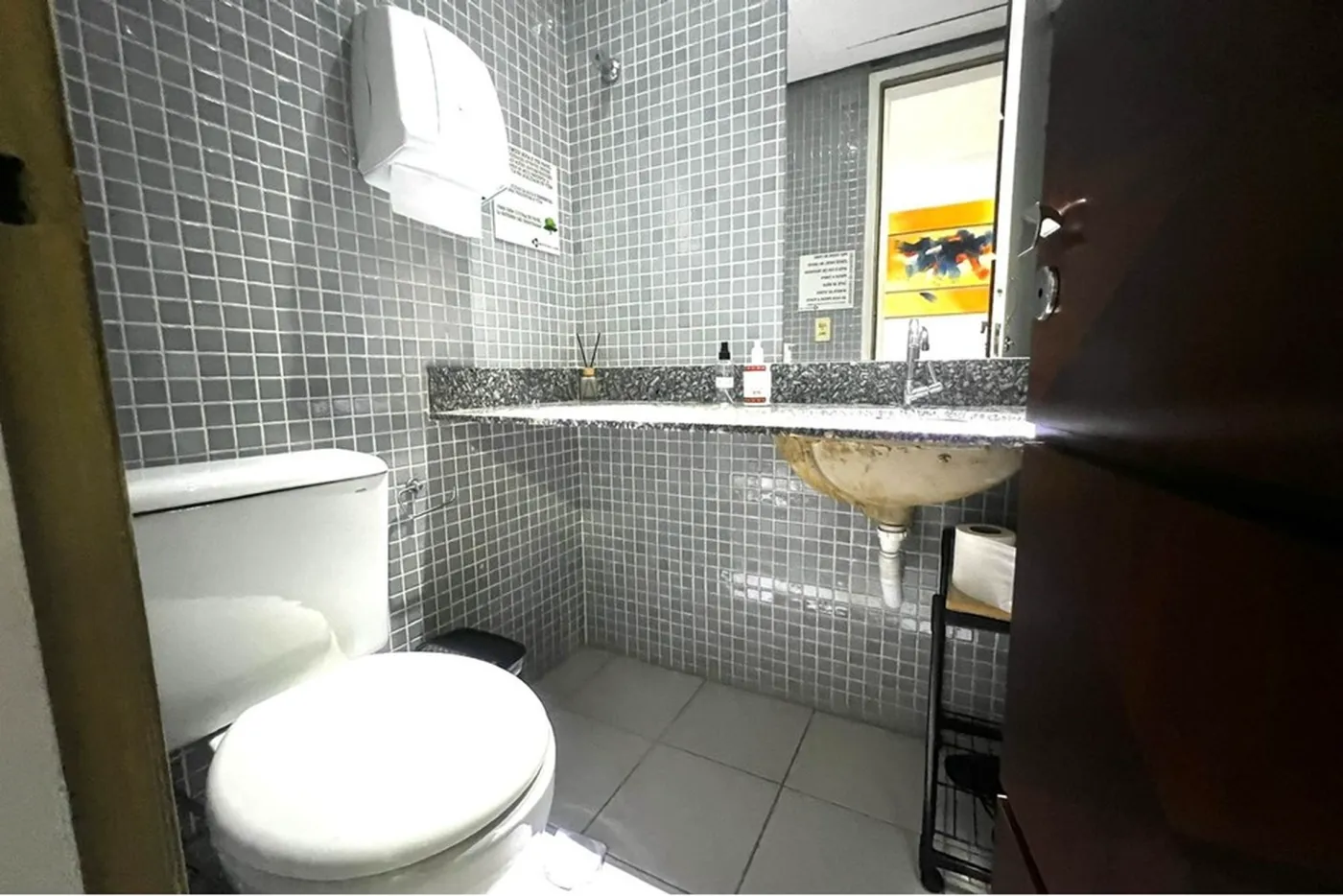 CBVDM 420 Sala 601361051-41 - REMAX Trio Exclusividades