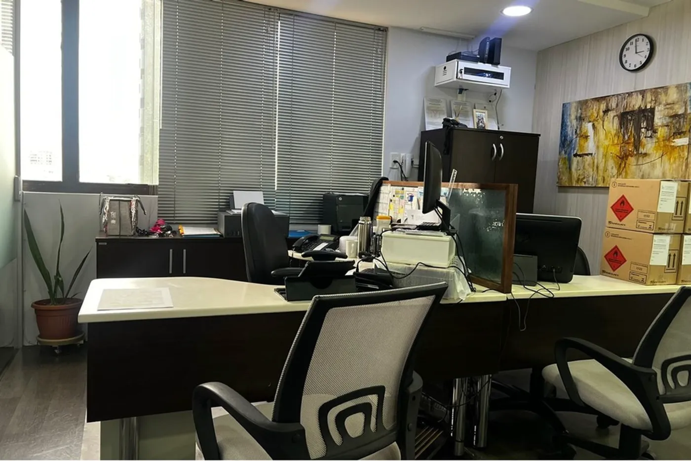 CBVDM 420 Sala 601361051-41 - REMAX Trio Exclusividades