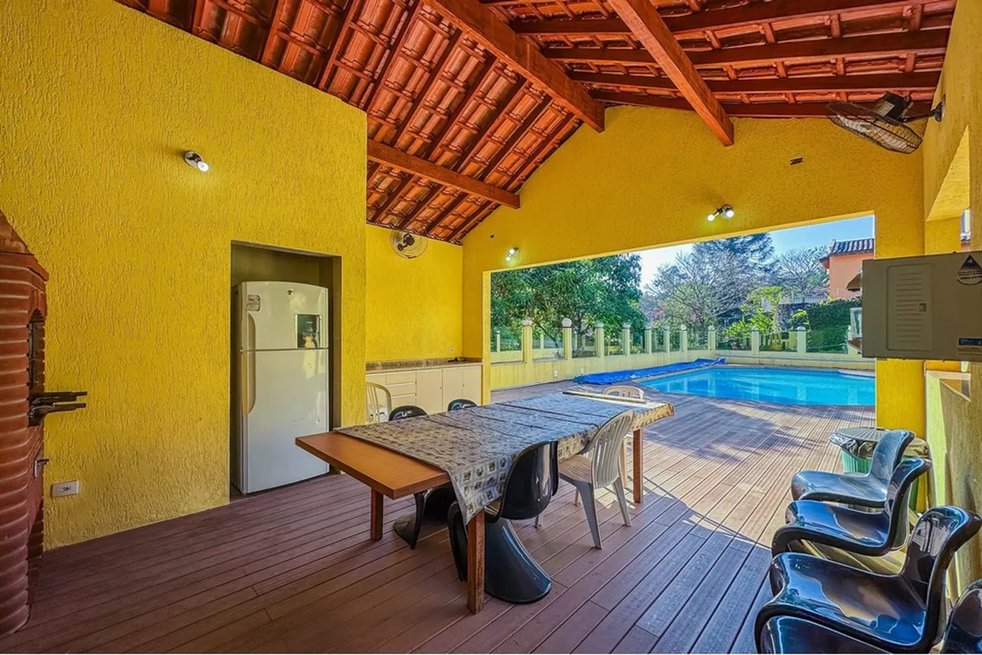 GVF 3600 601371005-24 - REMAX Boutique Exclusividades