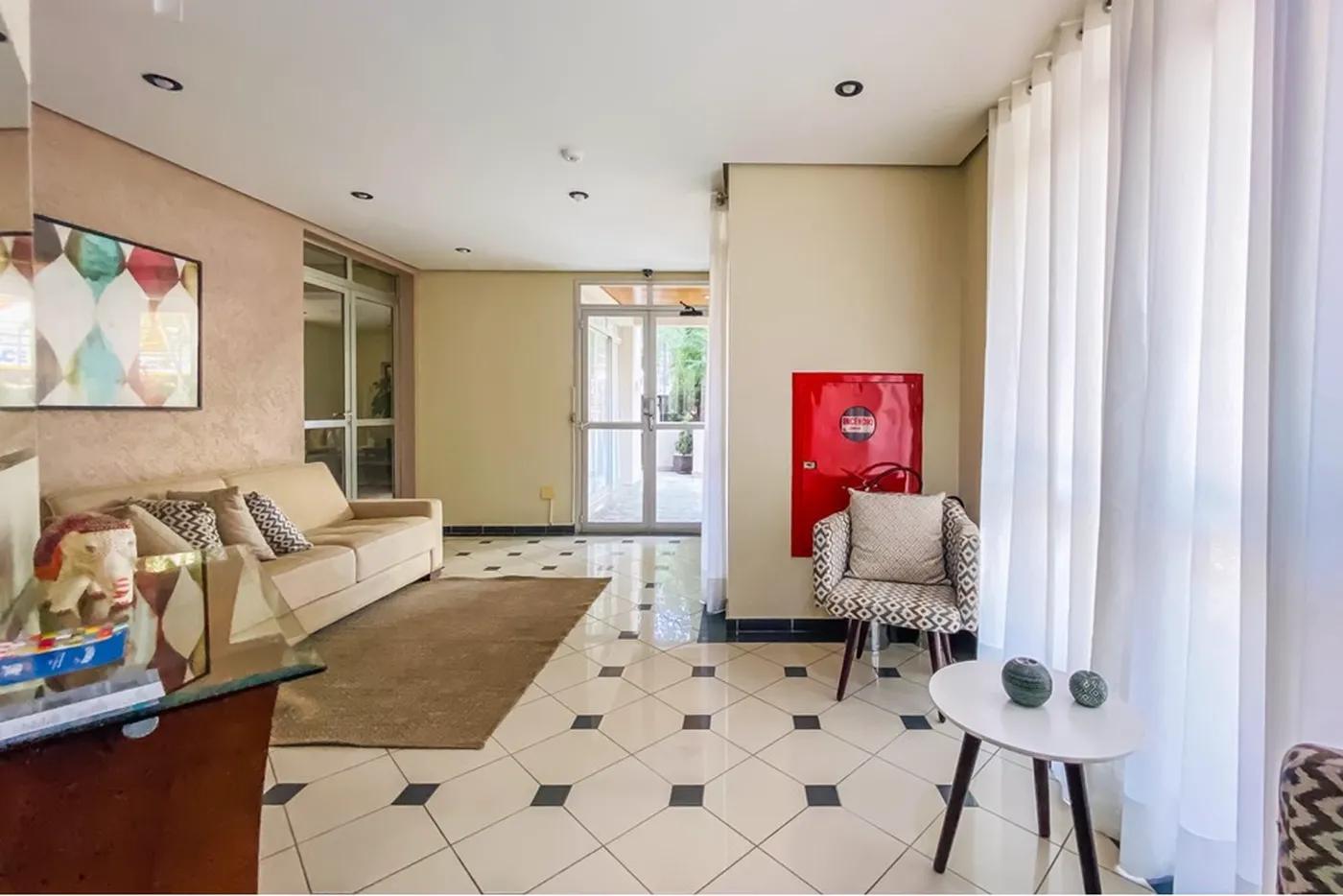 CBEB 755 Apto 601371096-8 - REMAX Boutique Exclusividades