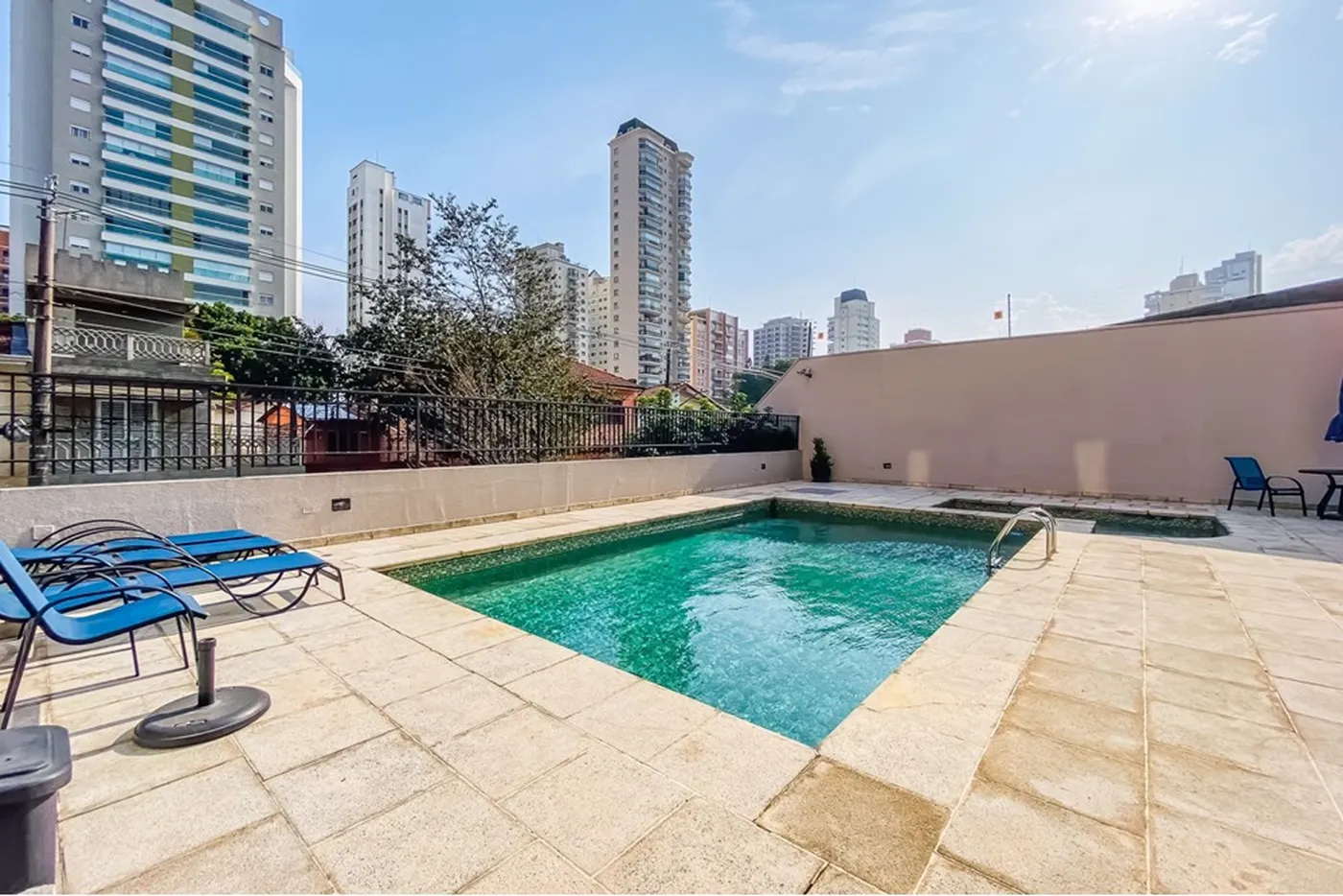 CBEB 755 Apto 601371096-8 - REMAX Boutique Exclusividades