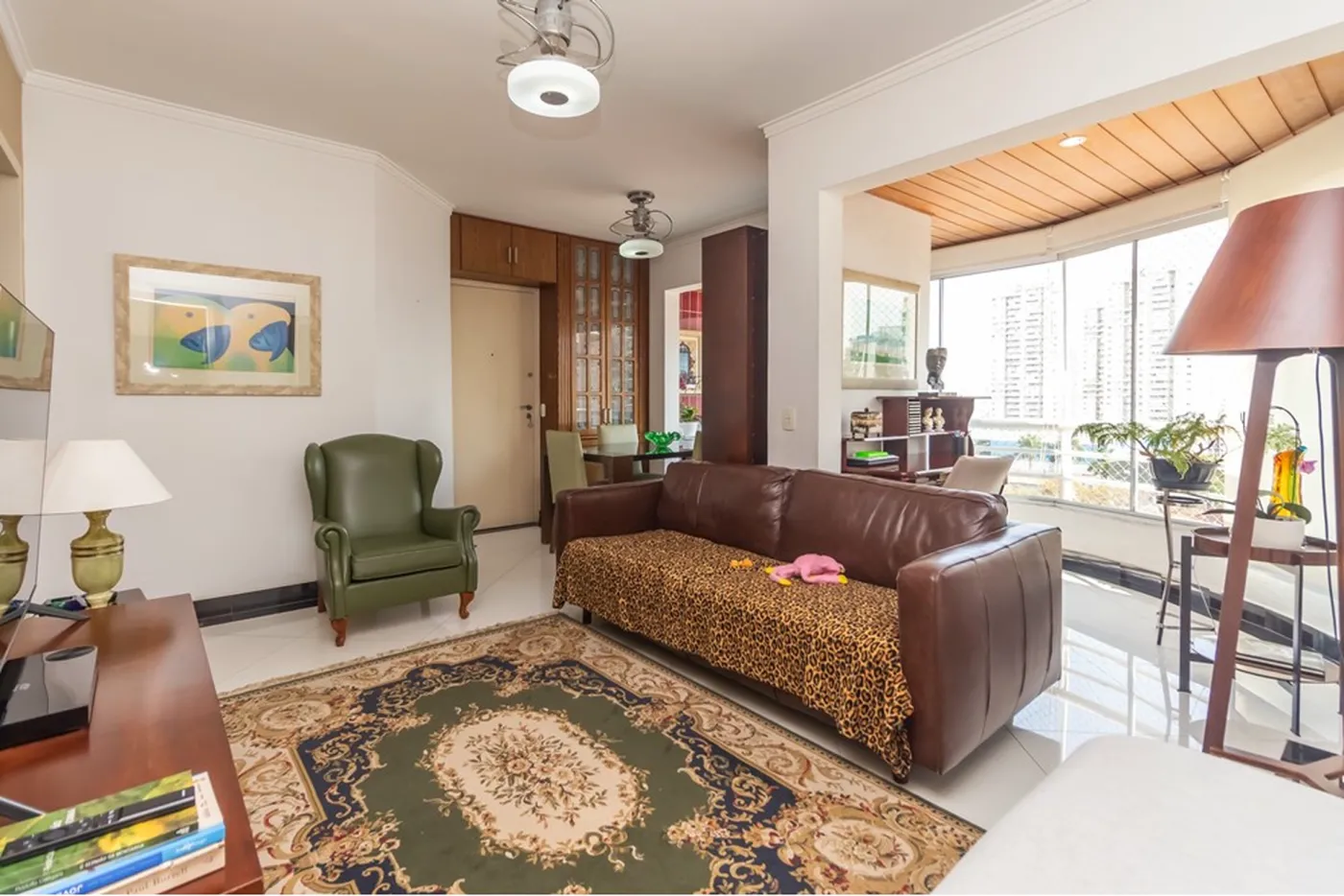 CBEB 755 Apto 601371096-8 - REMAX Boutique Exclusividades