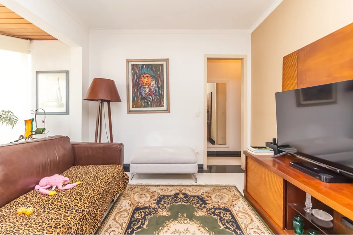 CBEB 755 Apto 601371096-8 - REMAX Boutique Exclusividades