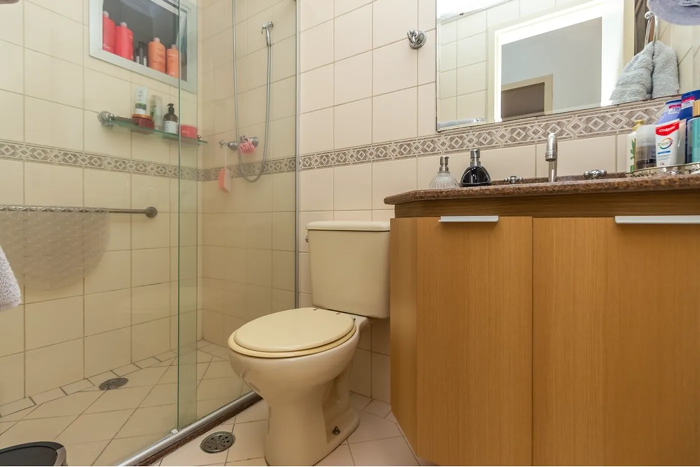 CBEB 755 Apto 601371096-8 - REMAX Boutique Exclusividades