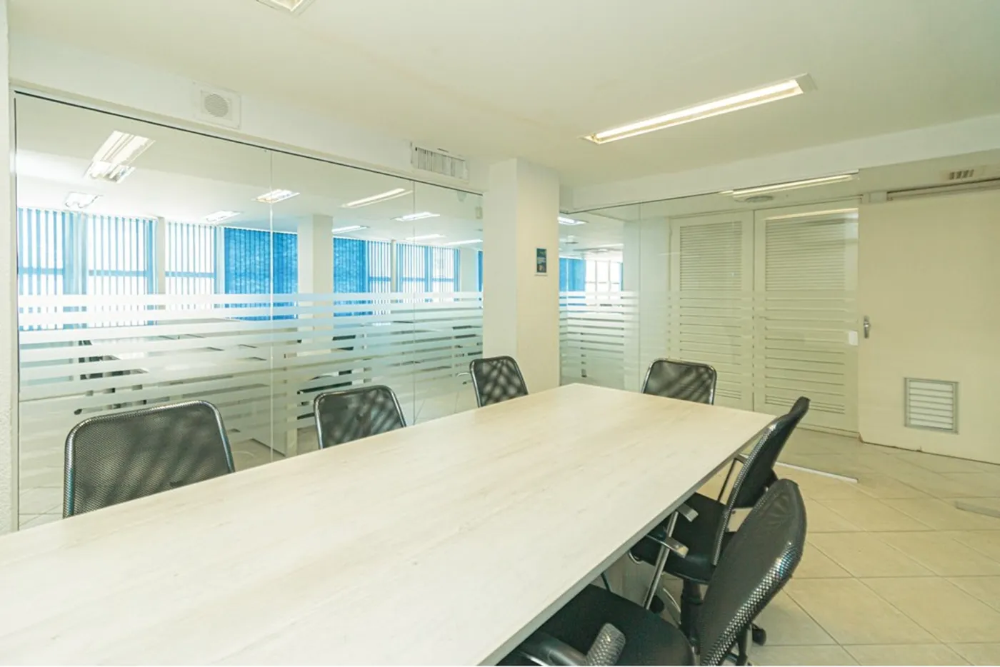 SDODO 60 Sala 610221045-32 - REMAX Donno Exclusividades