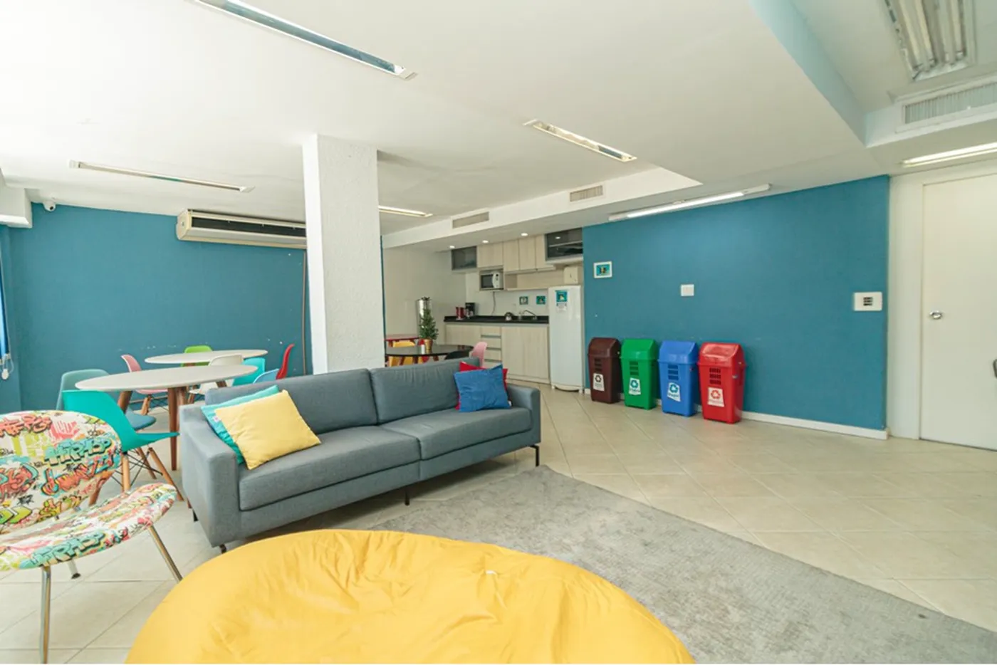 SDODO 60 Sala 610221045-32 - REMAX Donno Exclusividades