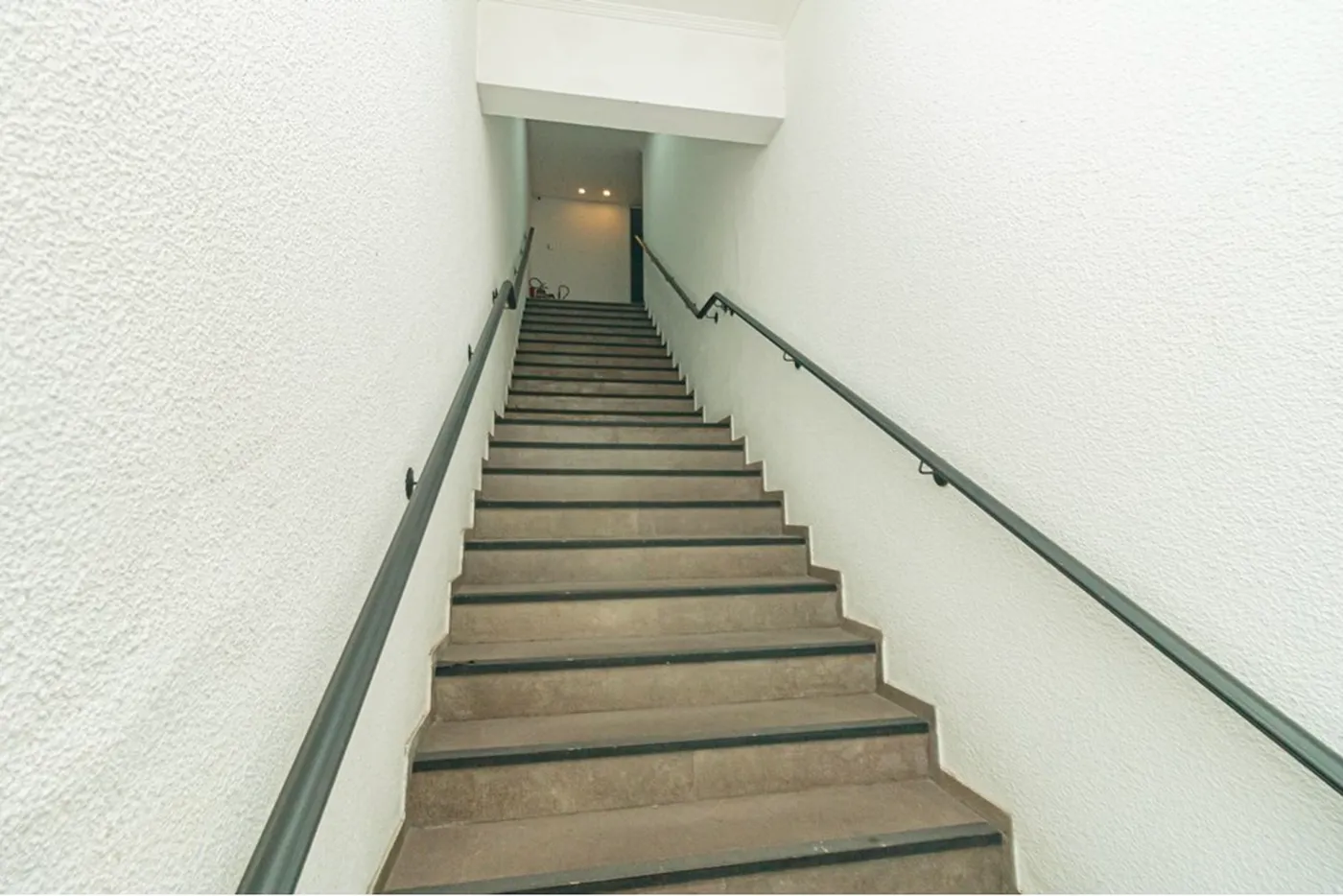 SDODO 60 Sala 610221045-32 - REMAX Donno Exclusividades