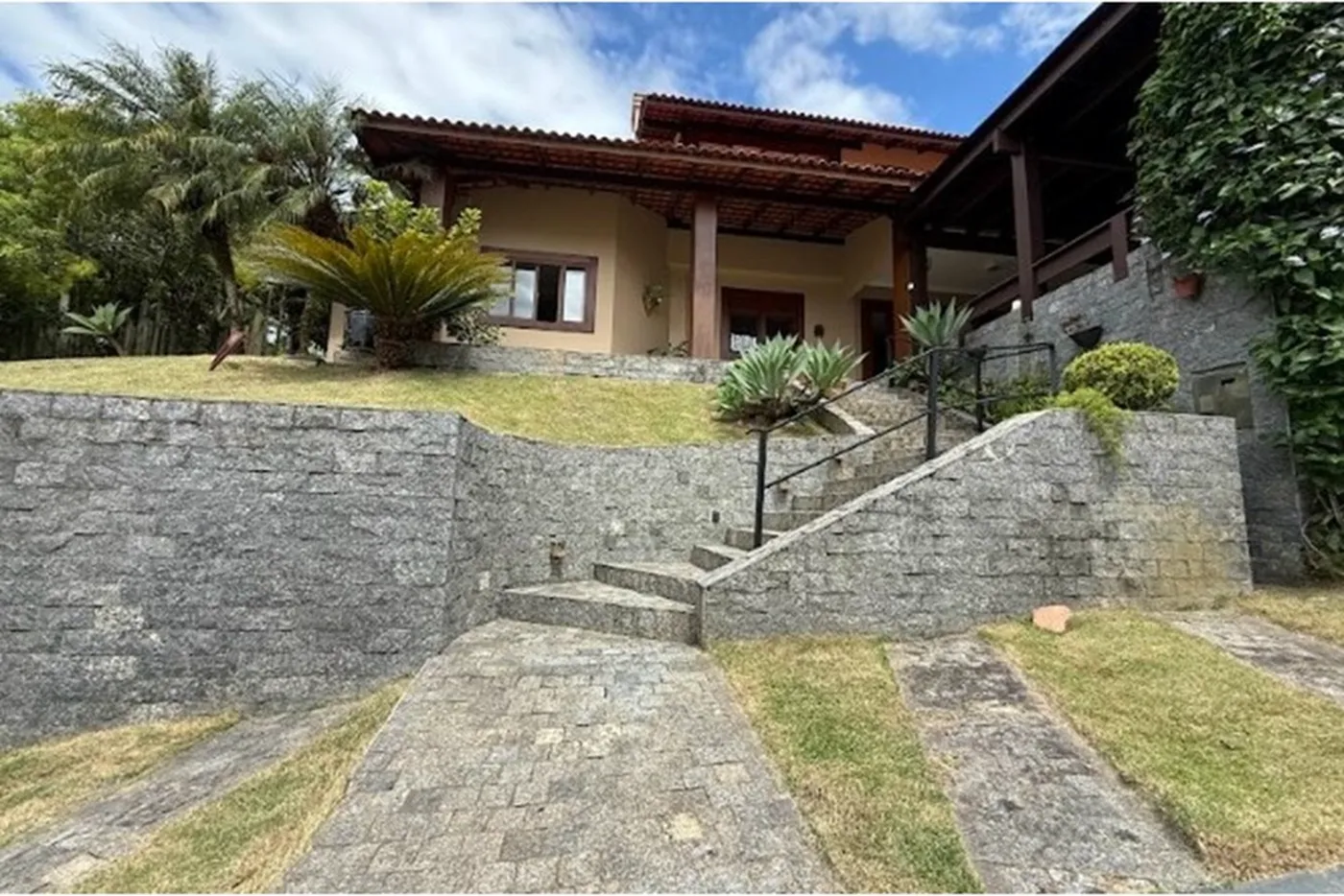 ADA 455 Casa 590231010-134 - REMAX Dream On Exclusividades
